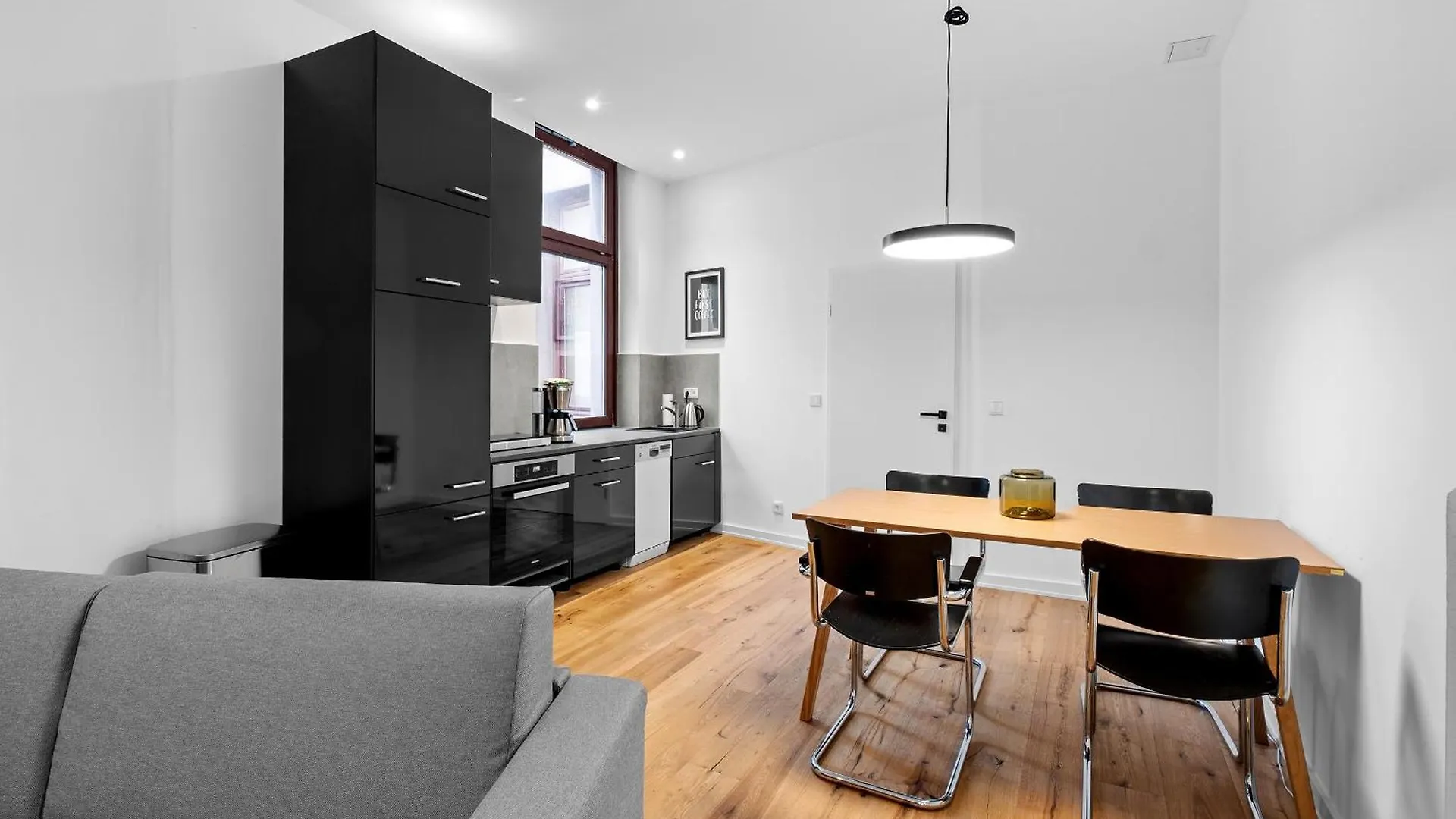 Jungfernstieg Family & Business Apartment Hamburg 0*,